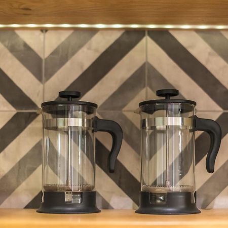Pame Rentals - Walk Distance To Acropolis With A Charming Design Athena Bagian luar foto
